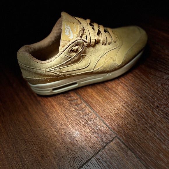 Nike Air Max One Premium (Wheat) - Picture 5 of 7